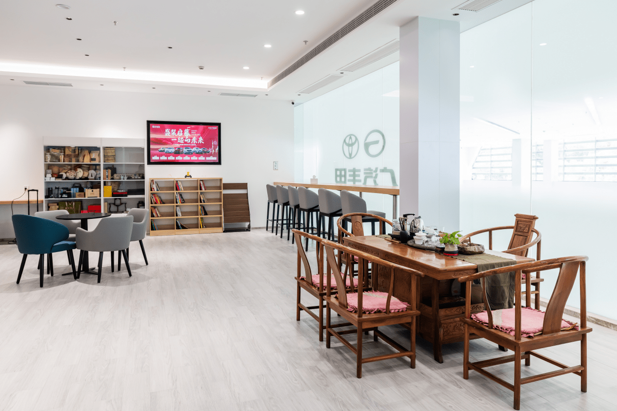 持续进化 新形象 新征程-广汽丰田上海和展闵行店盛装启幕_搜狐汽车