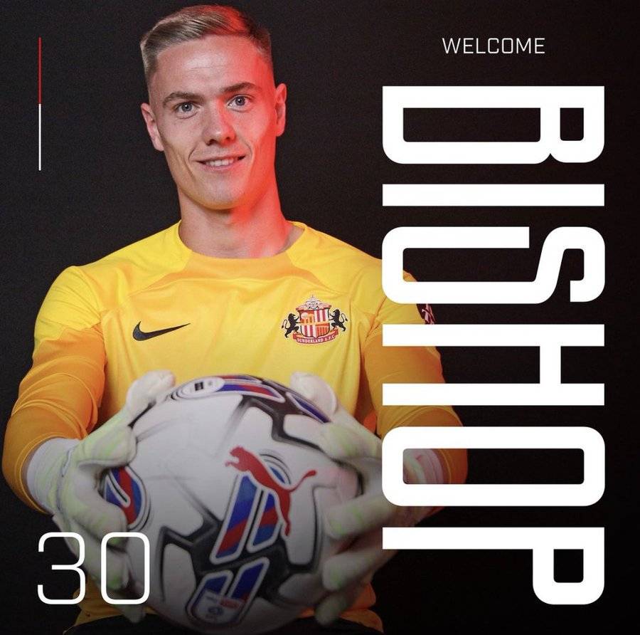 曼联官宣40万出售争议门将！滕哈格降低铁腰要价，力争能尽快卖掉_搜狐网