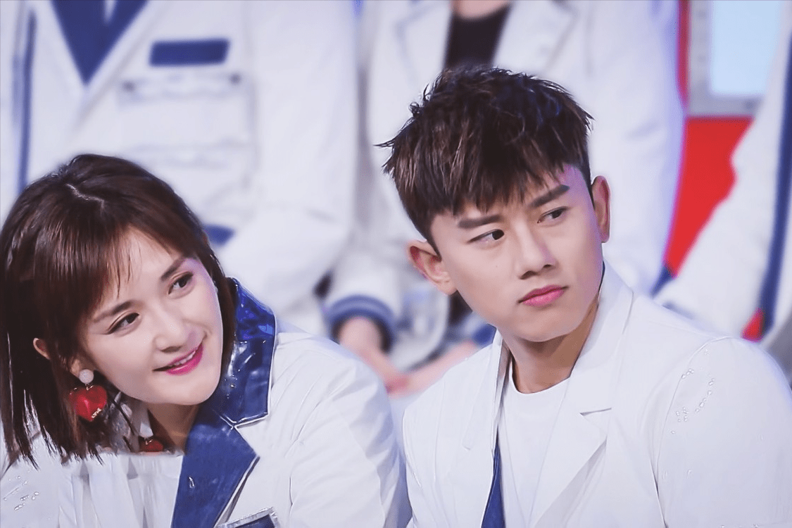 谢娜"官宣"了!爱你20年,如今还是走到了这一步_张杰_何炅_节目