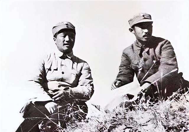 小战士送炮弹,见师长十分眼熟,原来是自己"牺牲"19年的父亲_颜伏_颜邦