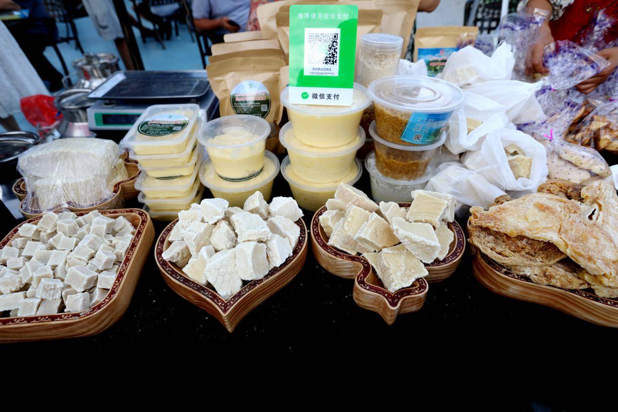 富蕴县特色手抓肉美食大赛争"香"斗"宴"_大尾_活动_肉质