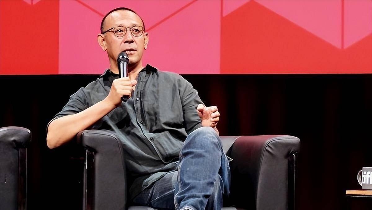 在人前疯狂,被大佬劝睡,左小青"流浪姐姐"出现_陈道明_姜文_孙莎