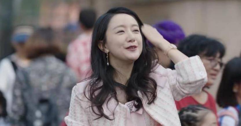 凭借"一颗痣"走红,是黄轩的初恋女友,点痣后的她如今变成这样_李倩