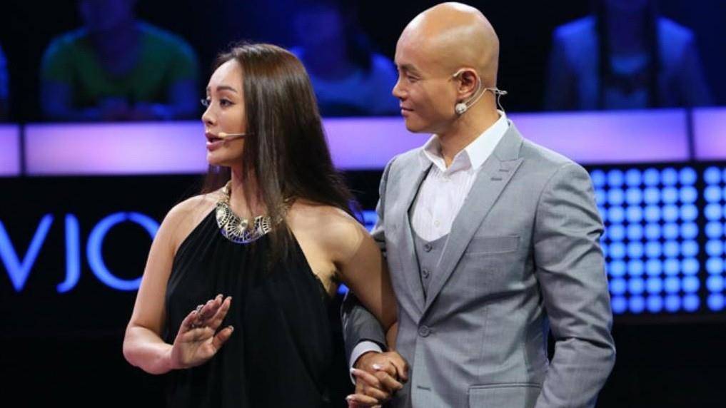 曾经的金牌导师乐嘉,是怎么凭一己之力作完的_孟非_节目_谢娜