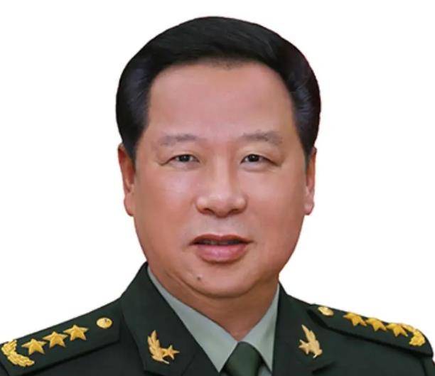 李作成:第一任陆军司令员,从士兵到将军,参加过对越自卫反击战_任海军
