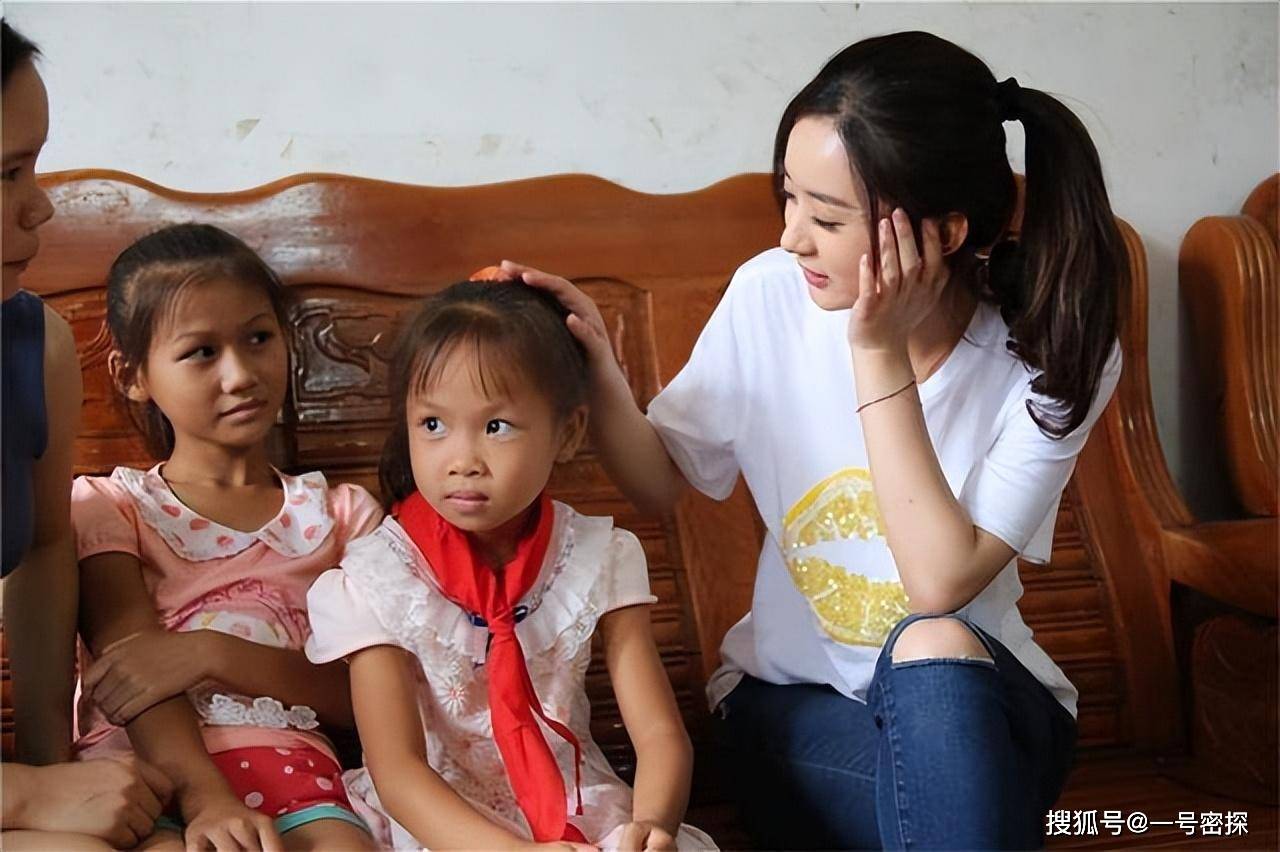 赵丽颖为家乡捐救灾物资,却遭网友道德绑架,炸出众多妖魔鬼怪_古天乐