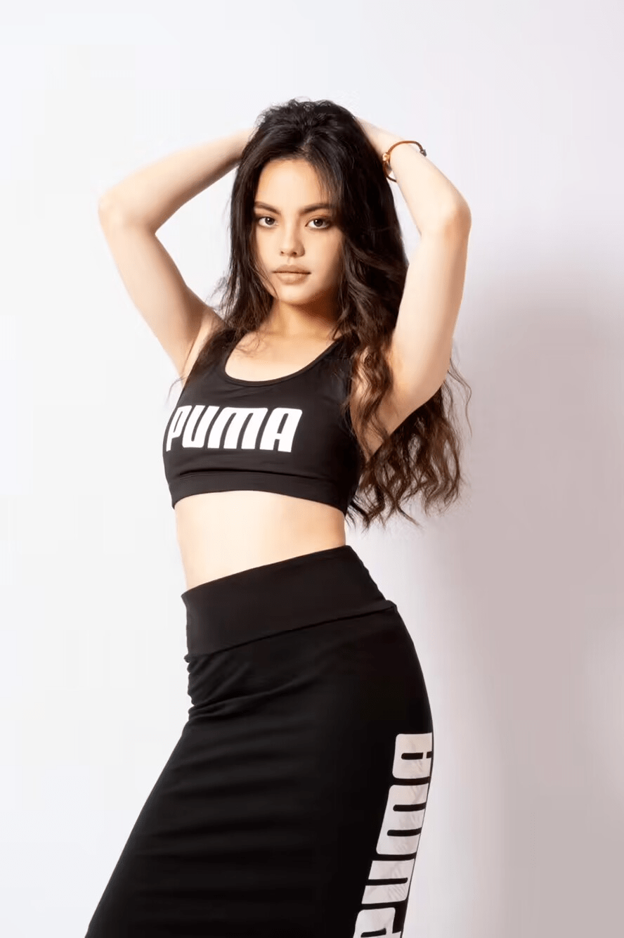 混血模特rosemary登场:揭秘国际时尚圈的内幕!_基础_文化_服务