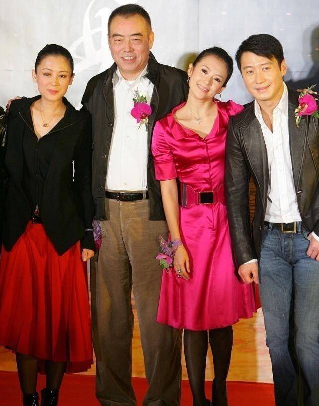 简单黑红配抢尽章子怡风头,太给陈凯歌长脸_衣服_身材_腰部