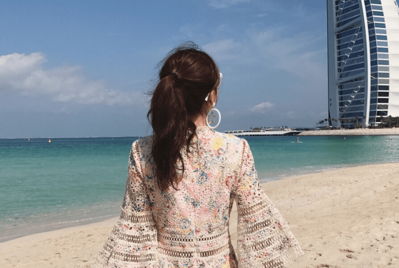 老公外甥女上学把户口迁到我家,现在房子拆迁,她说也有她一份_婷婷