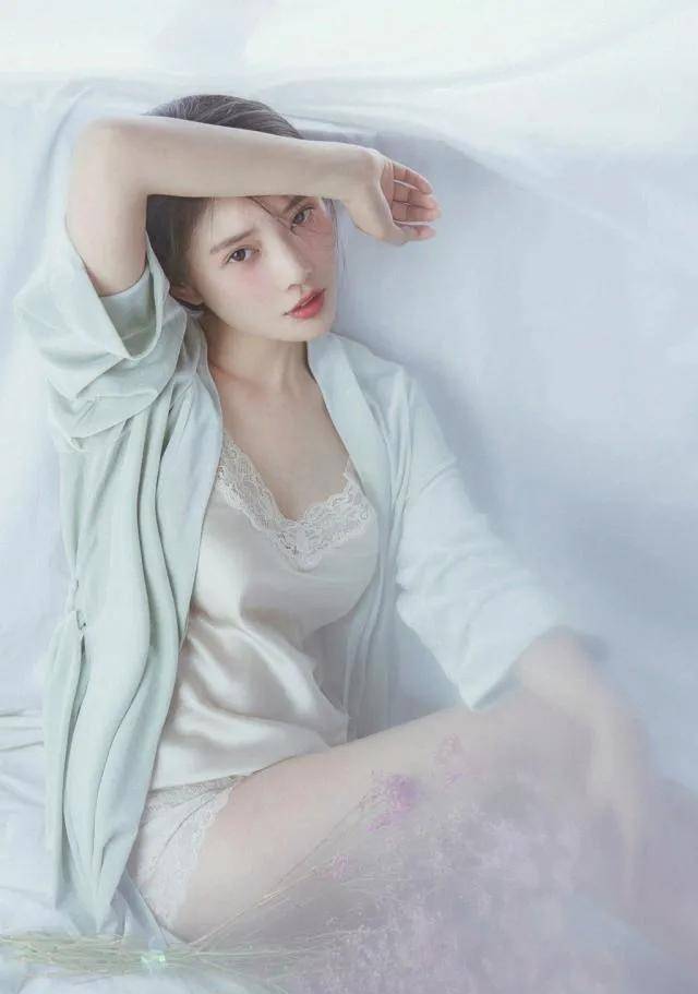 徐冬冬录制《听姐说》自爆曾遭"家暴",背后原因何在?_男人_女人_权势
