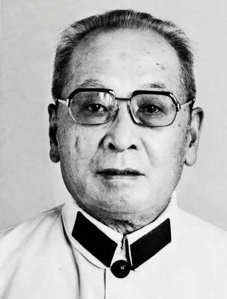 七律·赞叶飞上将-记:打不垮,砸不烂的"铁将军"_世纪_年代_同志