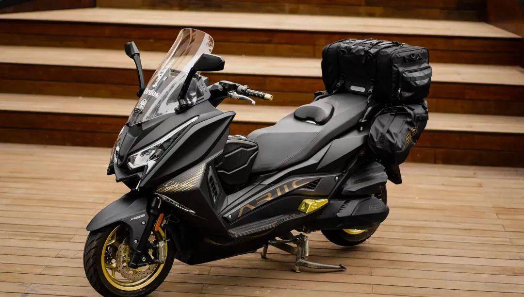 力刻318长续航版上市,装配24l大油箱,升级tcs换装全新仪表_搜狐汽车