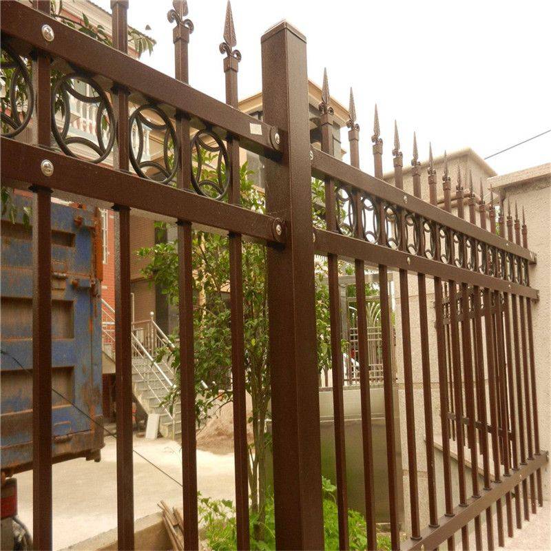独特风格,独树一帜:法式护栏网的独特之处_保护_围栏_场所