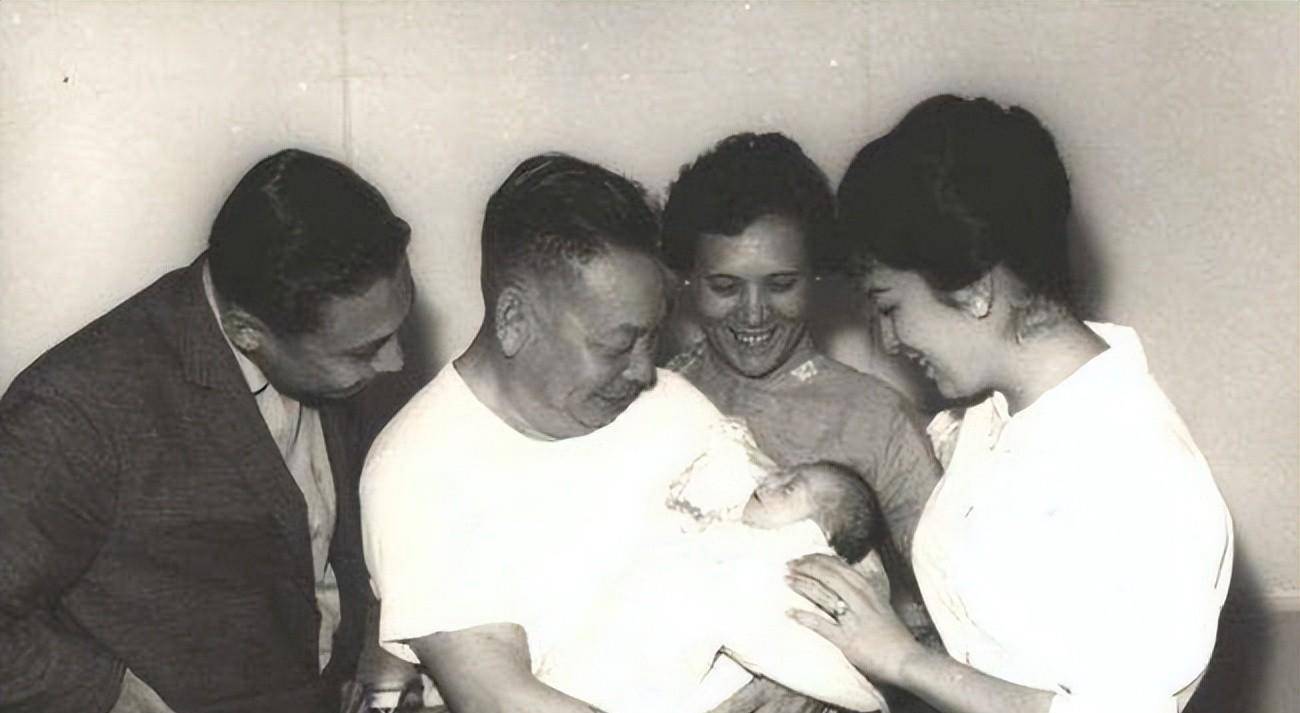 台湾第一千金蒋孝章,为何嫁给大14岁的三婚男:只因两人身世相似