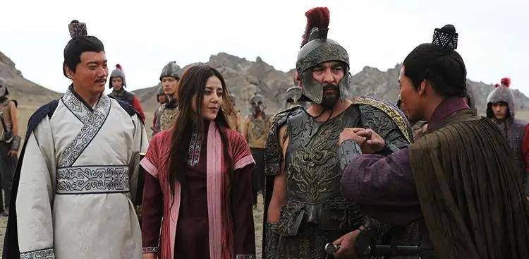 一个人的史诗传奇,他的开创功业对中国居功至伟_班超_西域_汉书