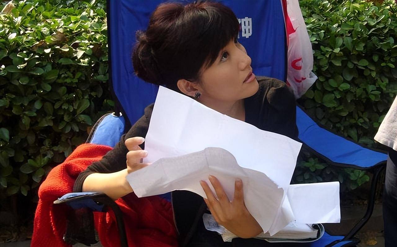 林永健妻子周冬齐,晒出儿子林大竣的近照,网友:一看就是亲生的_媳妇