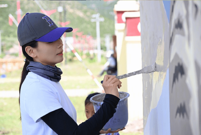 《一路前行》第一站来到我国的青海省,在这里刘涛讲述自己以志愿者的