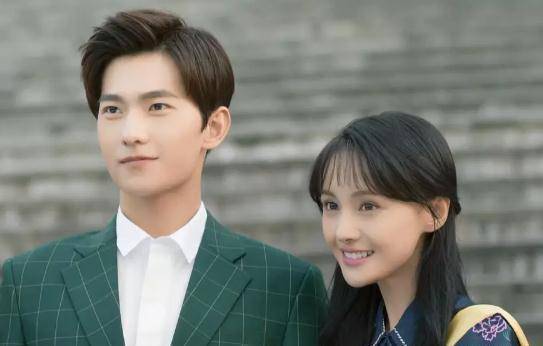 媒体热炒杨洋乔欣新恋情的话题,但双方却无动于衷_赵丽颖_杨幂_主动