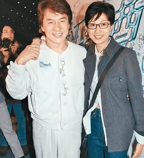 吴卓林:母亲是亚洲小姐,父亲是巨星成龙,我却成为了"污点"_吴绮莉