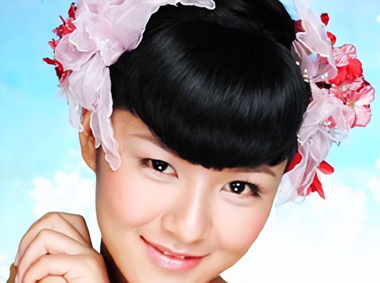 娶巴西足球宝贝荆灵,婚后连生两胎,如今妻儿都定居美国_感情_李亚红_1