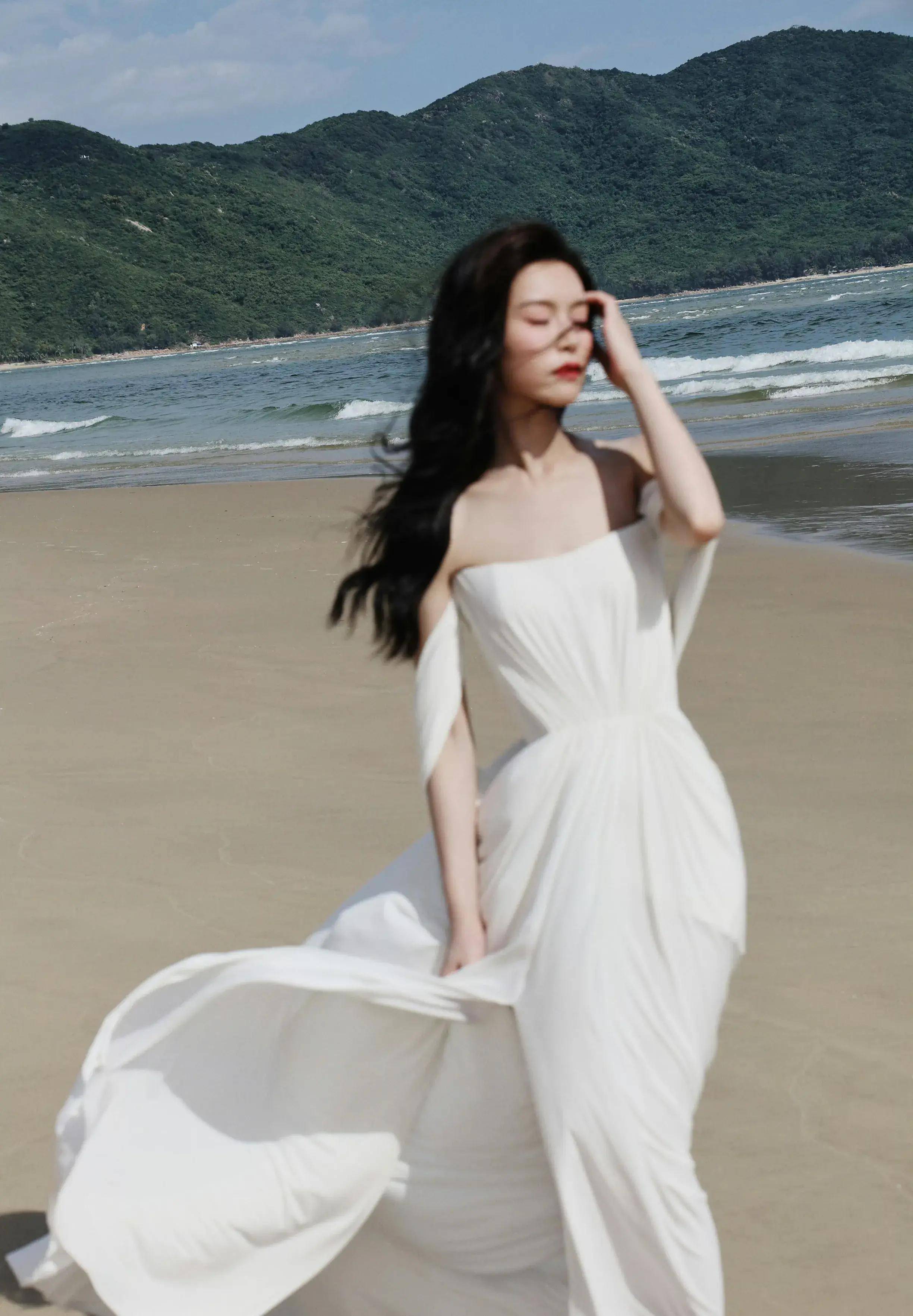 文咏珊再现消失的她经典画面!