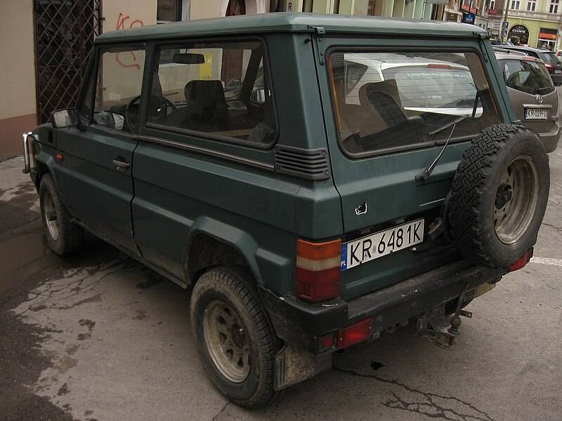 与吃鸡中的达契亚1300共享零件,罗马尼亚aro 10_车系_生产_kgm