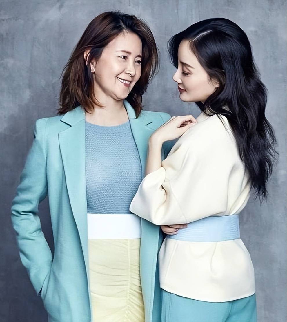 李小璐的母亲张伟欣:挽救过女儿的婚姻,现在我的心最痛_事业_演艺圈