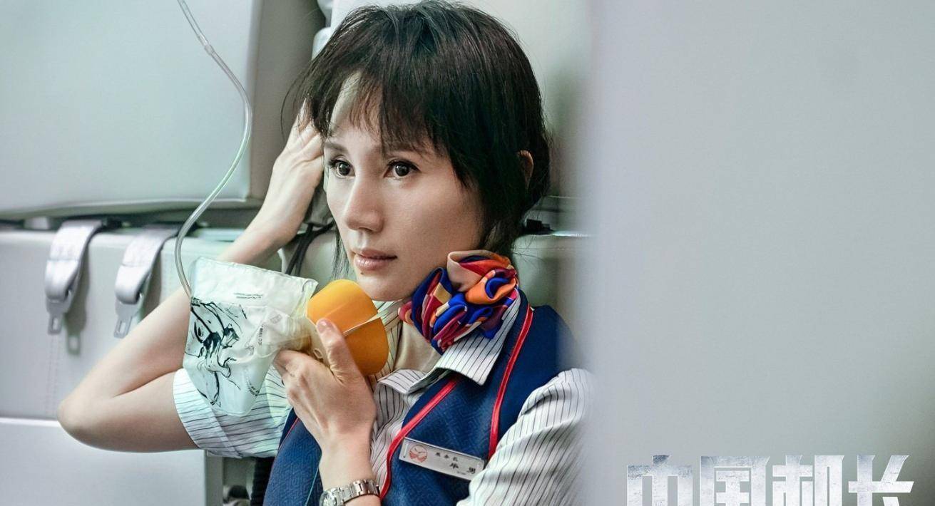 这也是为什么刘伟强再次邀请袁泉出演《中国医生》.