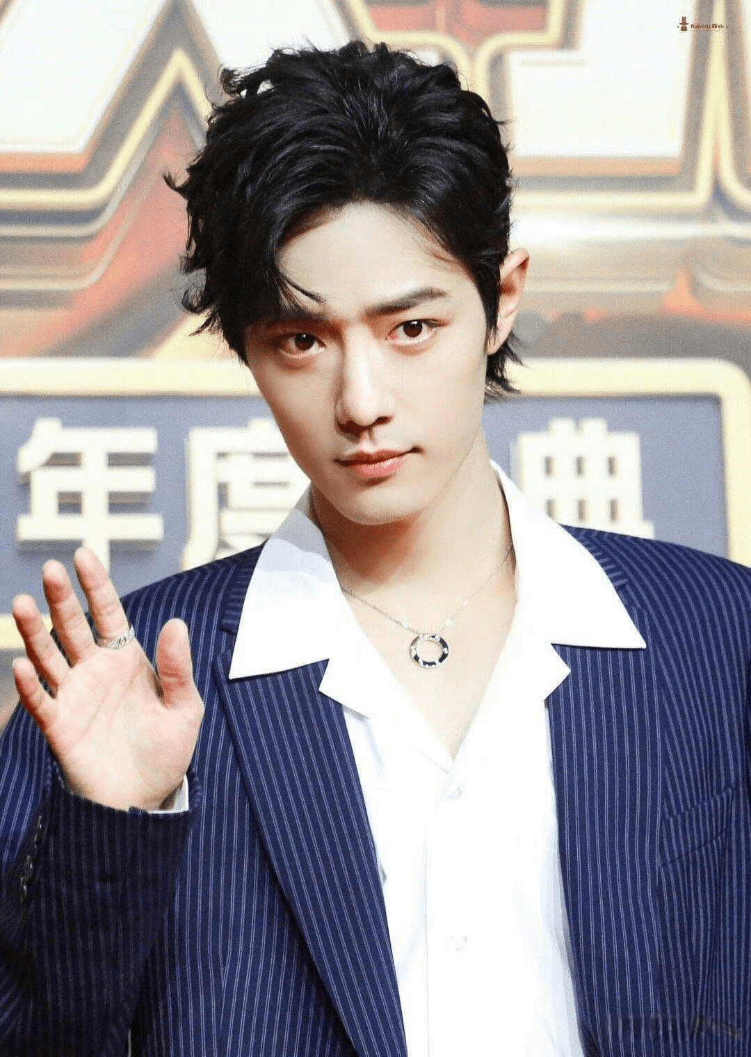 包场加送花篮_电影_张艺兴_网友