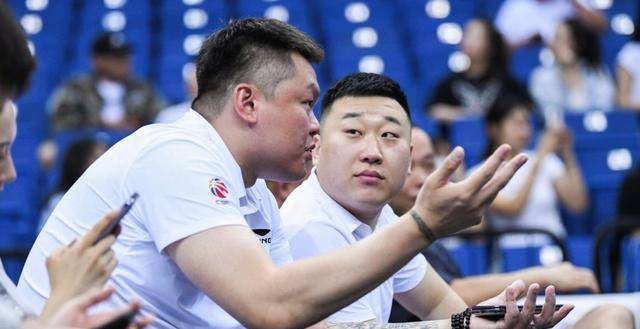 广东20岁后卫加盟宁波男篮,朱芳雨5年放走12名球员_林俊_赵睿_离开