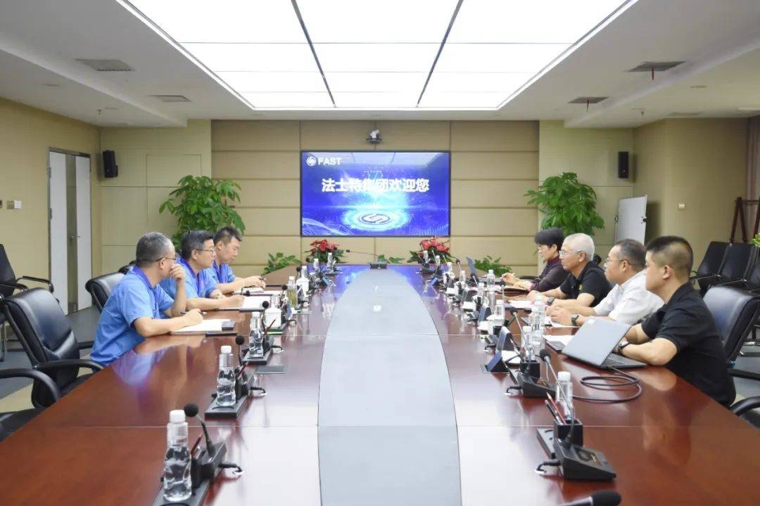 卡特彼勒全球高级副总裁杨程建访问法士特