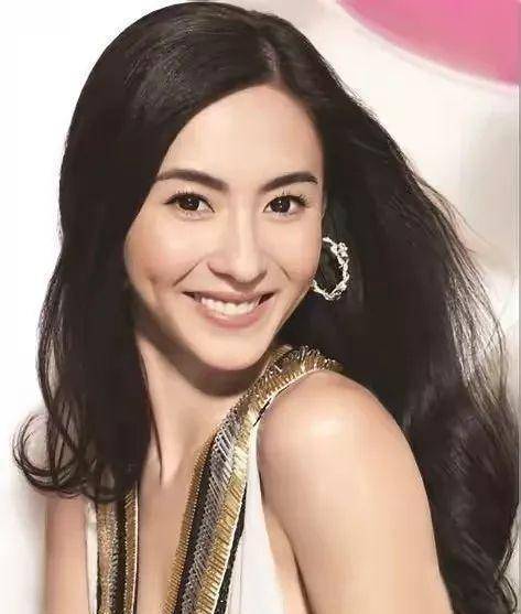 瓜众萌都以为这种睁着眼睛说瞎话的技能,在女星里她已经是绝对的王者