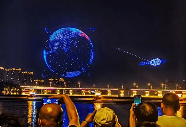 揭秘沈阳创纪录无人机表演背后的细节,无人机集群控制领域的新突破