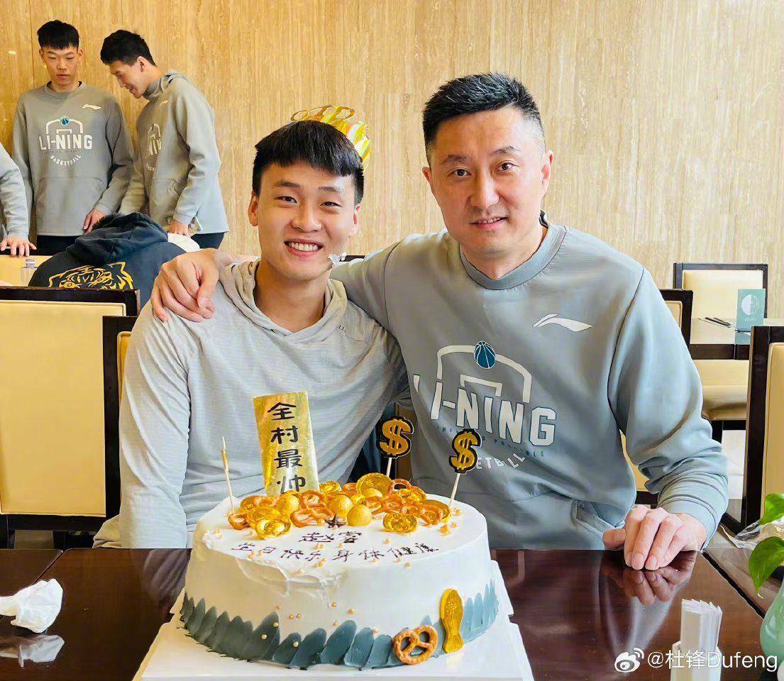 赵睿发誓:被新疆横扫记一辈子 打新疆哪怕受伤都要全力以赴_周琦_宏远