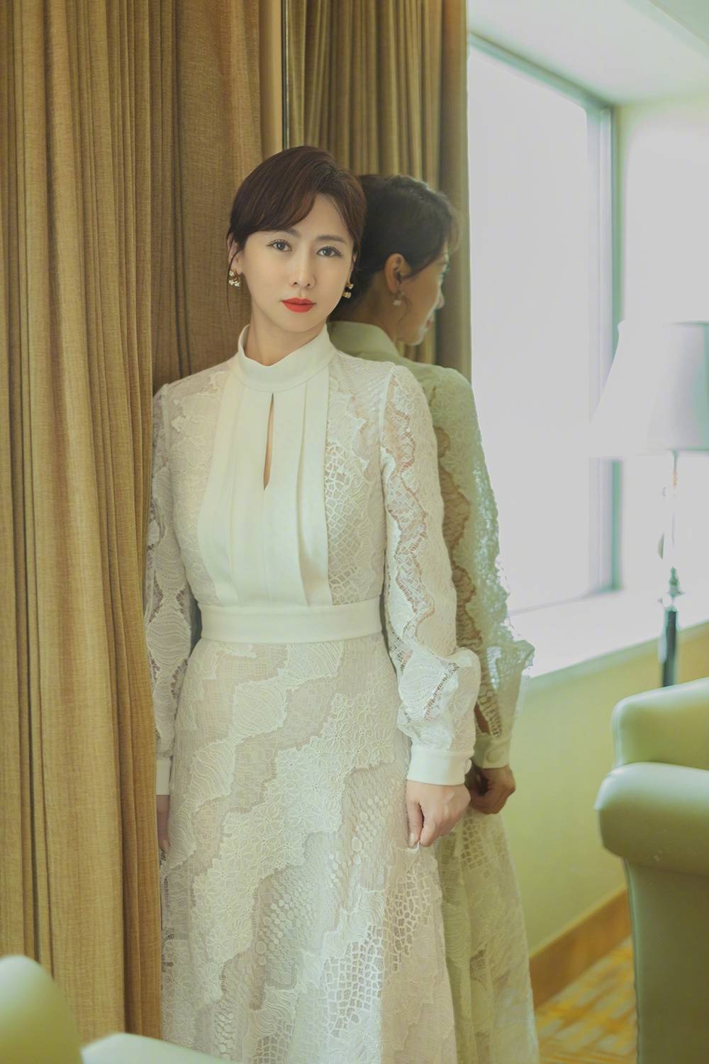 古天乐曾追求的翁虹,如今52岁依旧美如画_节目_印象_冤家