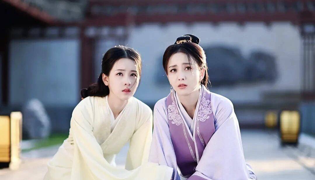 换个造型就火了_乔欣_景甜_网友