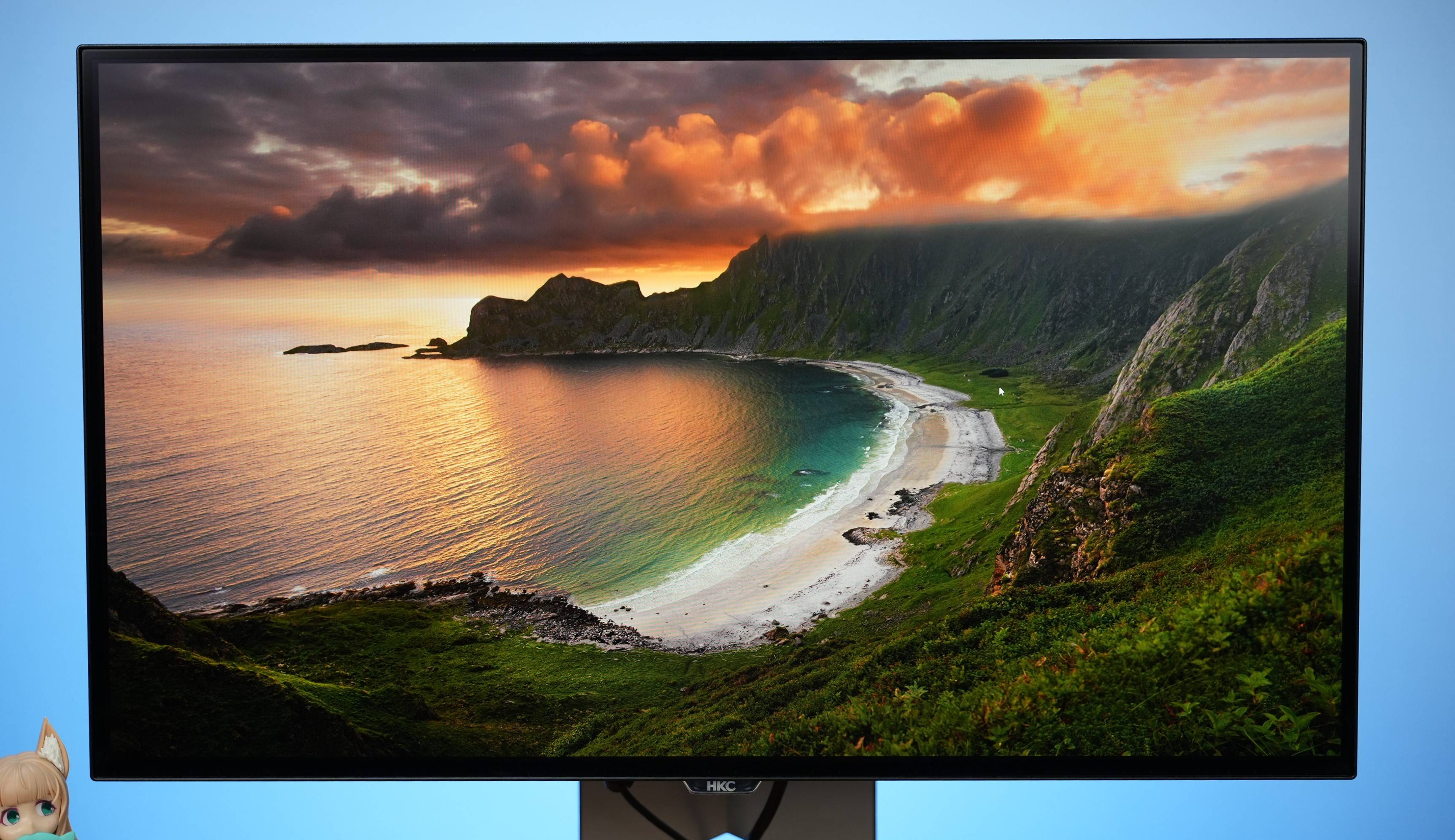 国产进场=腥风血雨？国民OLED机皇HKC OG27QK再掀电竞显示器波澜!