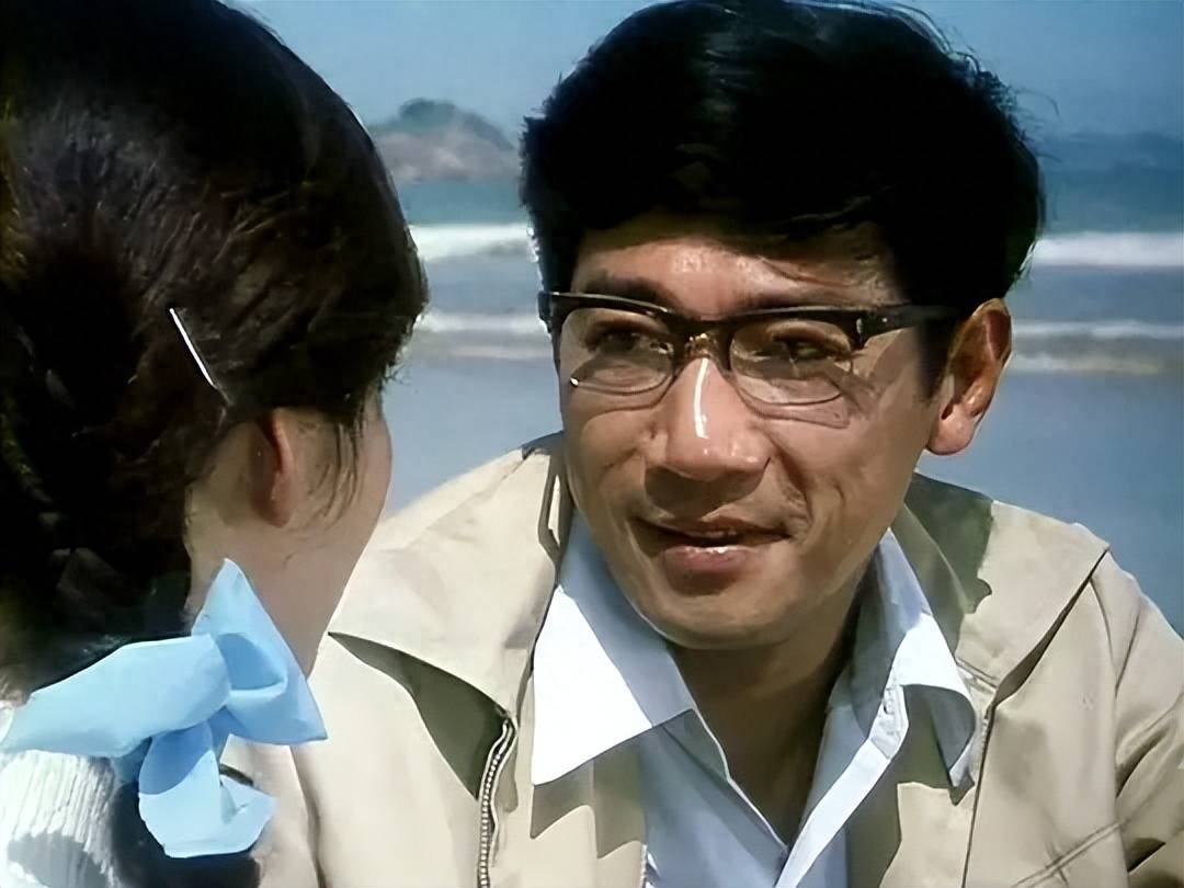 苦恼人的笑:正直记者深陷舆论漩涡,左右为难,他到底该如何取舍_电影