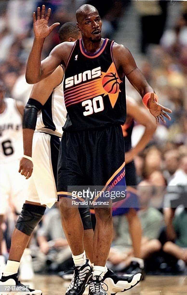 克利福德-罗宾逊,完美契合小球阵容的空间型四号位先驱_赛季_篮板球