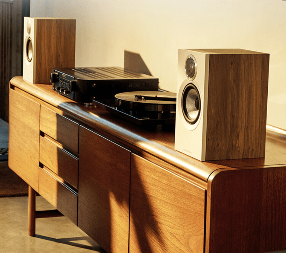 好马 好鞍,宝华韦健606 s3书架音箱搭配马兰士mcr612功放,绝了!