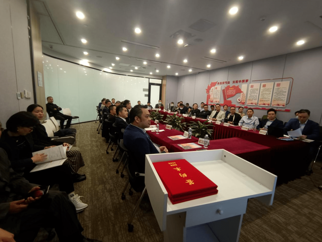 首席增量官,联想集团智慧城市事业部总经理杨建国,帝煌资本创始合