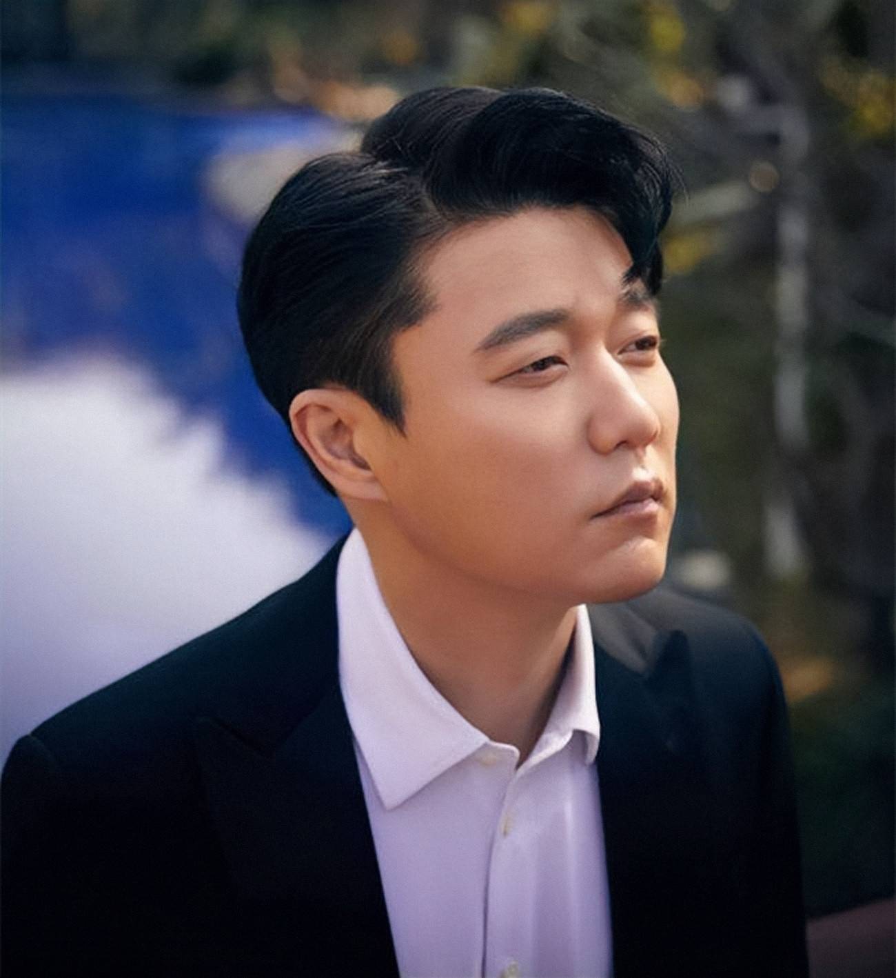 41岁的肖央,从"老男孩"到提名影帝,他是如何完成草根逆袭的?