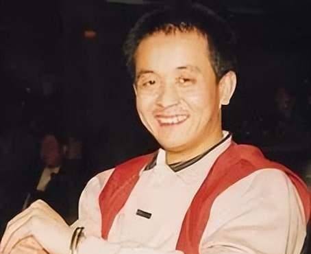 准备动手前,老三张显辉专程南下云南,买来了三支单管猎枪,并锯掉了