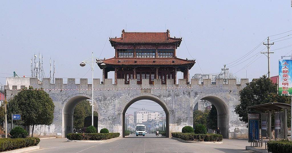 2,2014年3月24日,驻马店市史志办主任,文史学者赵心田拜访上蔡文史