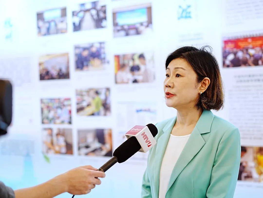 全国包装治理大会在杭举行 卢江梅作为西湖龙井茶企