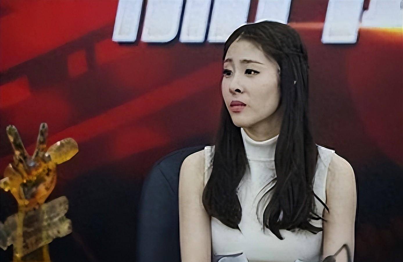 大佬,令人感到疑惑不已,没想到华晨宇在采访过程中回应,称和张碧晨