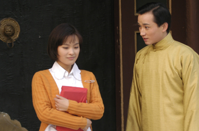 荀慧生的第二任妻子,其实是自己的一个粉丝,名字叫苏昭信,当时她还是