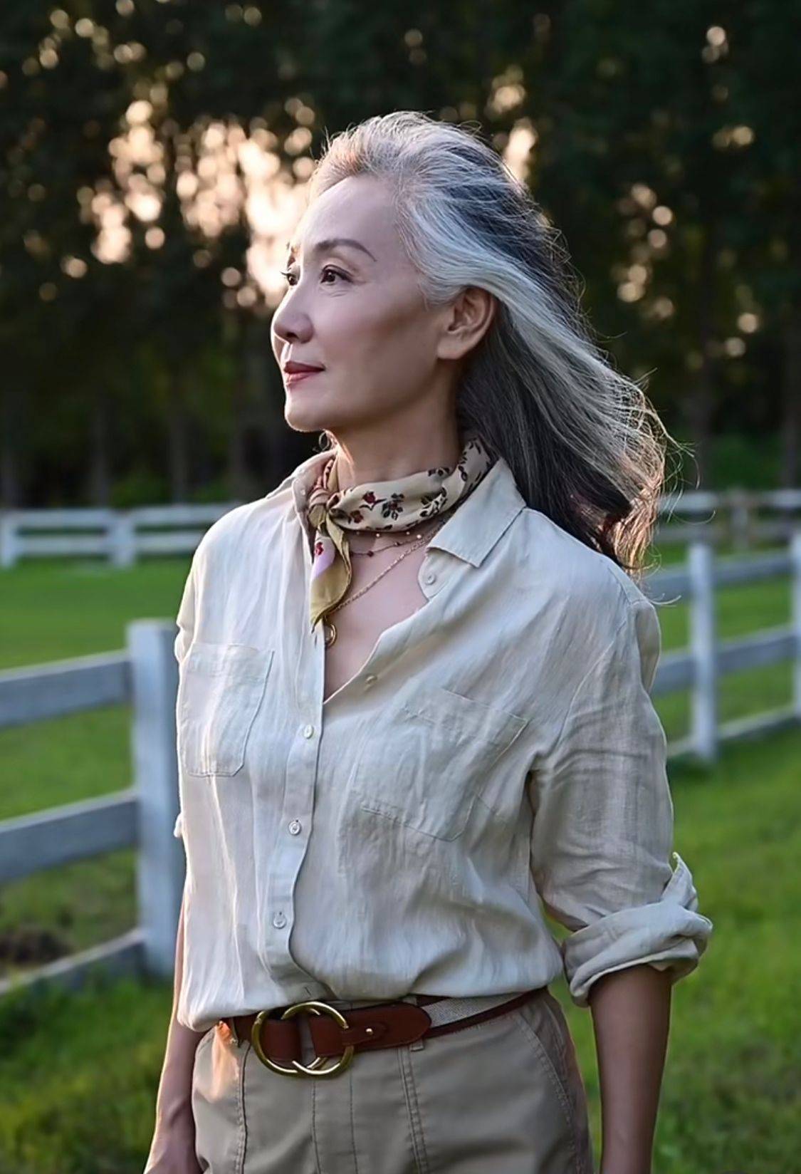 之所以有的女人60岁,依旧能够看上去风韵犹存,最关键的原因就是敢于