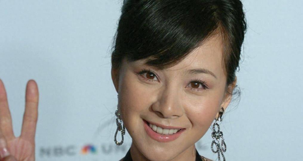 塔琳是陈坤大学时认识的女朋友.