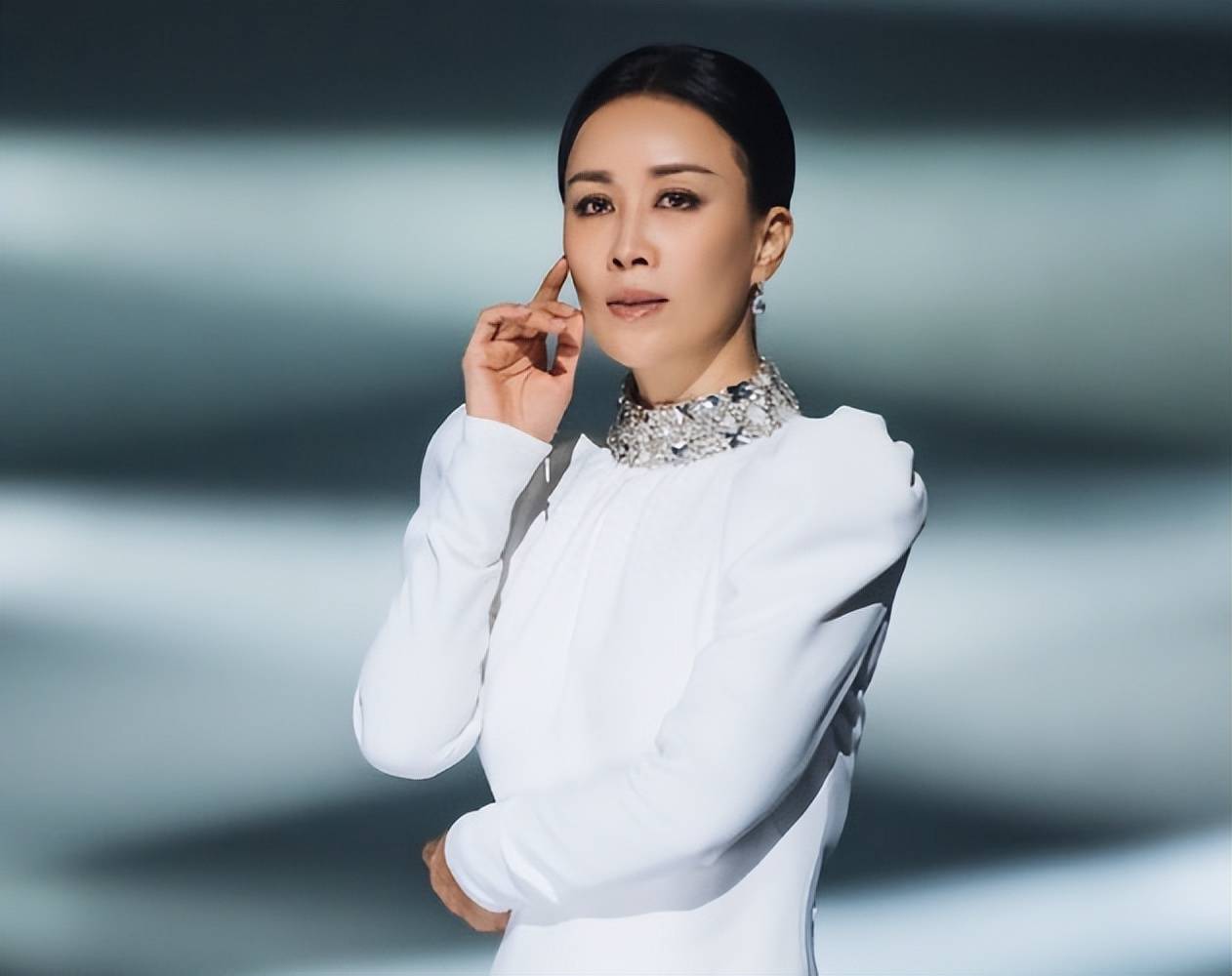 那英姐姐并未在香港被捕!